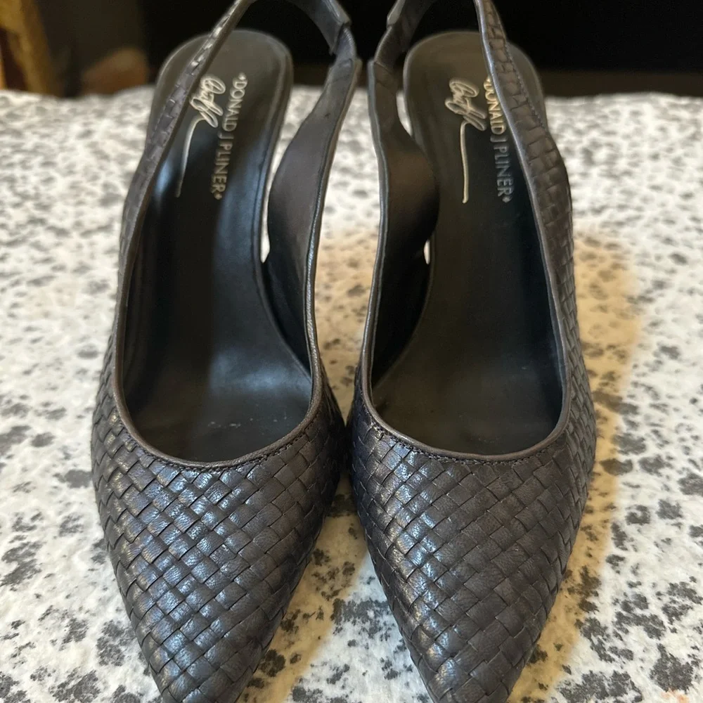 Donald J. Pliner Black Woven Pointed-Toe Slingback Heels
